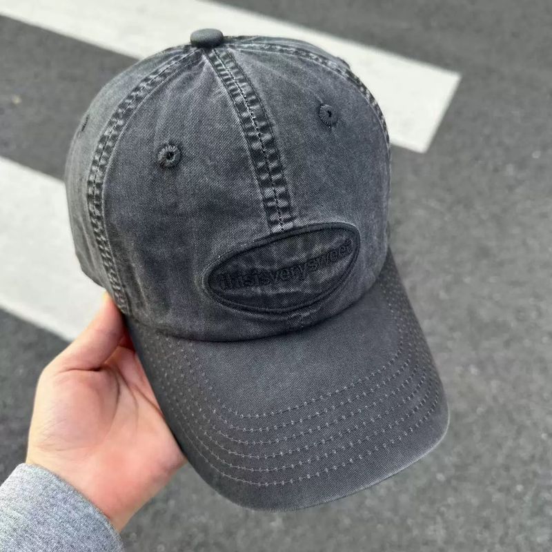 Face-Slimming 2025 Early Spring New High-Quality Enlarged And Widened Brim Embroidered Soft Top Baseball Cap_voghion.com
