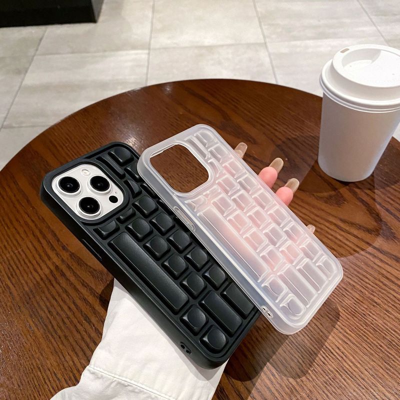 Coque de téléphone TechGlobe compatible avec iPhone 16 Pro, motif clavier 3D, 11/15, protection souple et antichoc._voghion.com