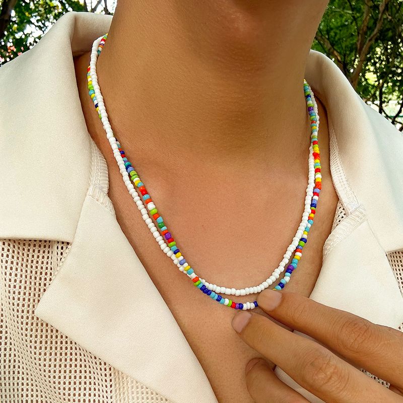 KunJoe - Juego de 2 gargantillas bohemias multicapa con cuentas de arroz de colores para hombres y mujeres, joyería de cadena corta hecha a mano 2024_voghion.com