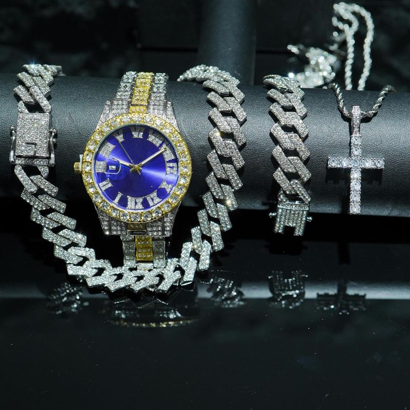 Set di collana e bracciale in acciaio inossidabile da 15 mm con orologio e croce gotica UrbanEdge_voghion.com