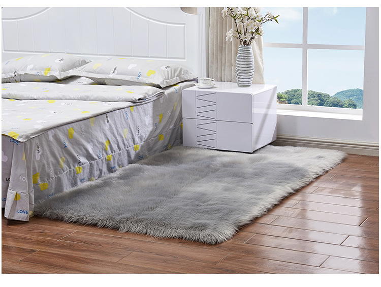 Alfombra de lana de imitación minimalista moderna, dormitorio, alfombrilla de noche, alfombra de lana larga para el hogar, sala de estar, mesa de café,_voghion.com