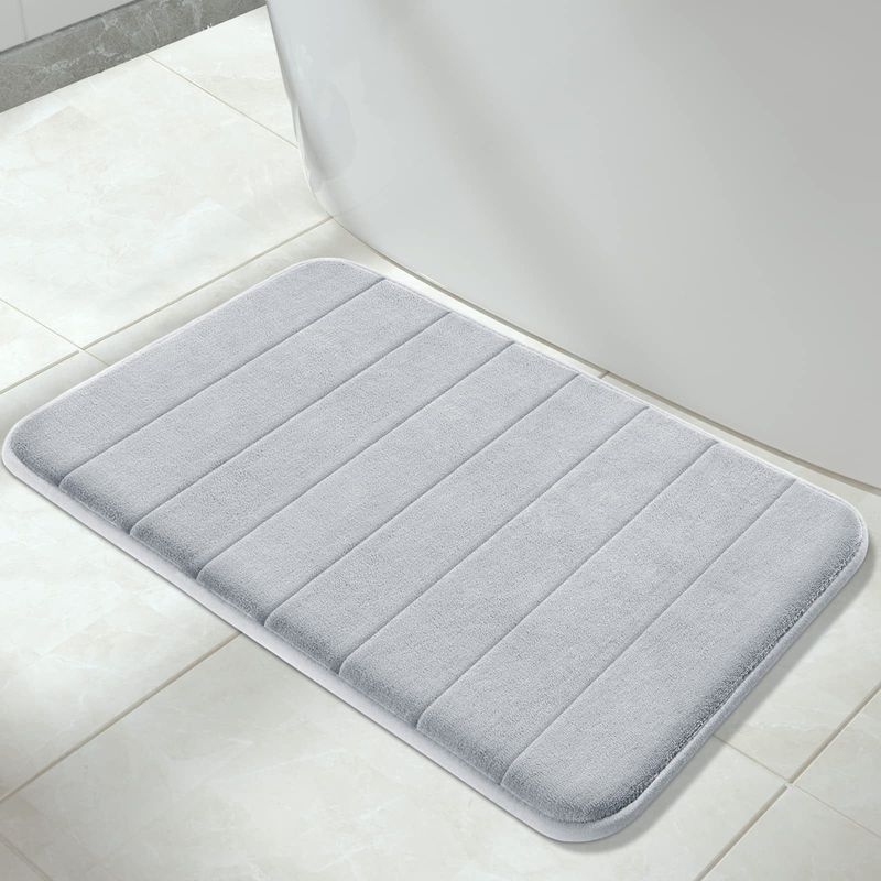 Tappetino da bagno morbido e assorbente - Tappeto da doccia antiscivolo per il pavimento del bagno (cuscino in memory foam grigio/bianco, 24"X16"), lavabile in lavatrice e ad asciugatura rapida._voghion.com