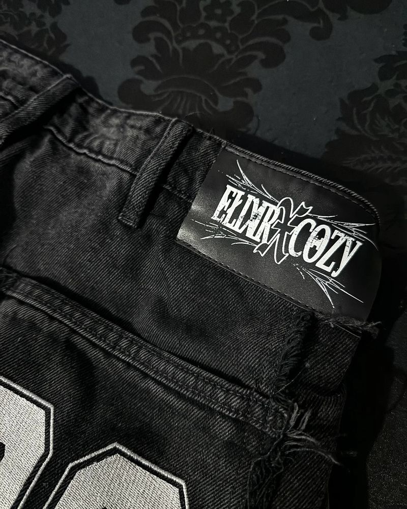 Herrenbekleidung Jeans Mode American Retro Reißverschluss Nähte Lose Patch Streifen Stickerei Pelzbesatz Jeans_voghion.com