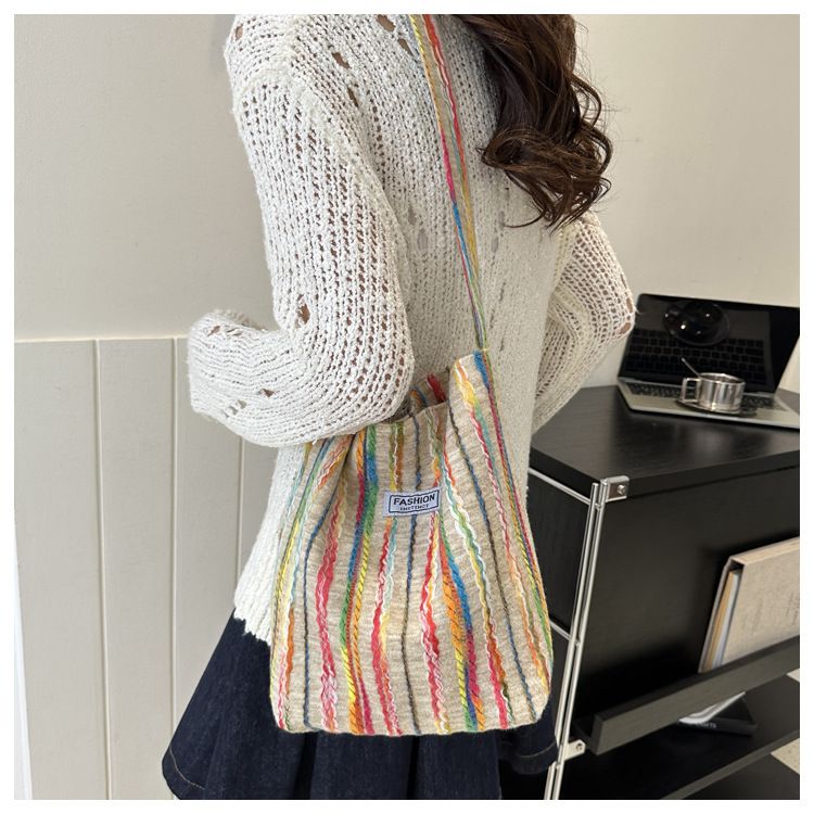 Large Capacity Stripe Handbag 2024 Summer Commuter Fashion Casual Western Style One Shoulder Underarm Tote Bag_voghion.com