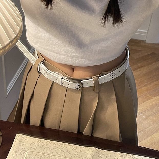 Instagram's same hollow white is fashionable, personalized, simple, versatile. Needle buckle belt, skirt and pants_voghion.com