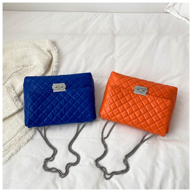 Borsa a tracolla con catena ricamata, grande capacità, stile tendenza, con catena di diamanti testurizzata, per pendolari, per donne_voghion.com