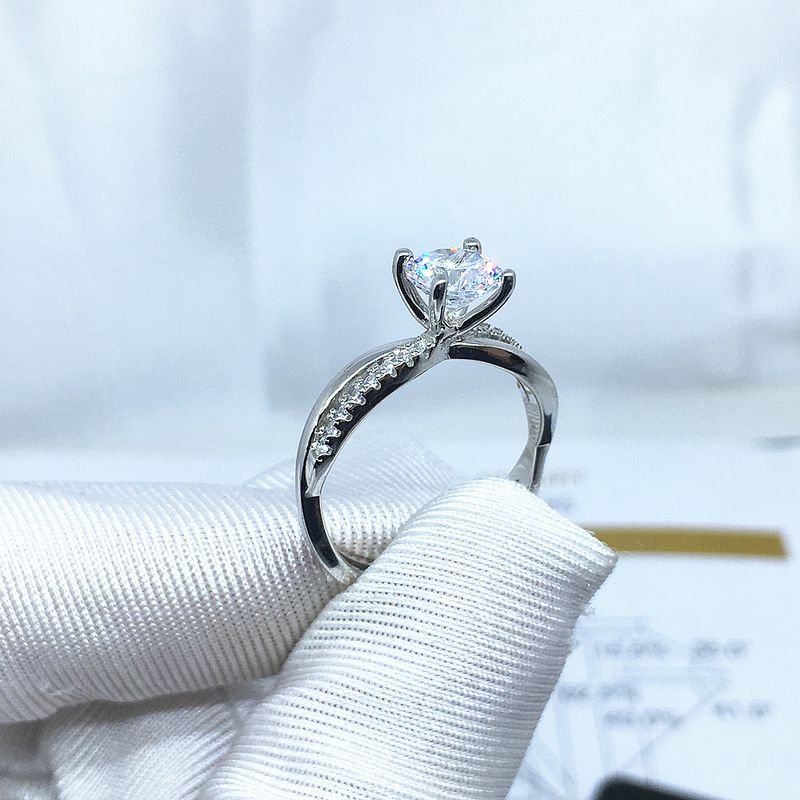 S Pure Silver Liu Shishi Same Four Claw Cross Ring, One Carat Mosang Stone Simulated Diamond Hearts And Eight Arrows_voghion.com