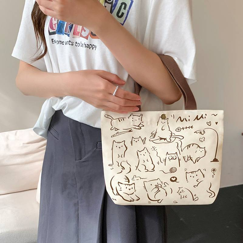 Canvas Bag Female 2025 New Handbag Cloth Bag College Students Work Lunch Box Bag Small Bag Handbag_voghion.com