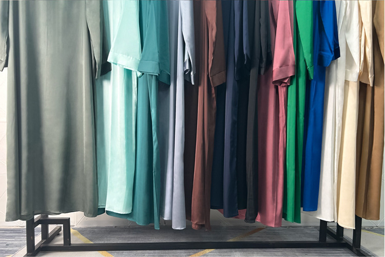 Kadın elbise Orta Doğu Türkiye saten bornoz Abaya nokta_voghion.com