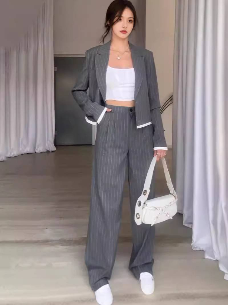 Kadın Giyim Yüksek Bel Çizgili Blazer Pantolon Takımı – Rahat ve Şık Ofis Giyimi, Esnek Polyester Karışımı, Günlük Kullanım İçin Şık ve Çok Yönlü_voghion.com