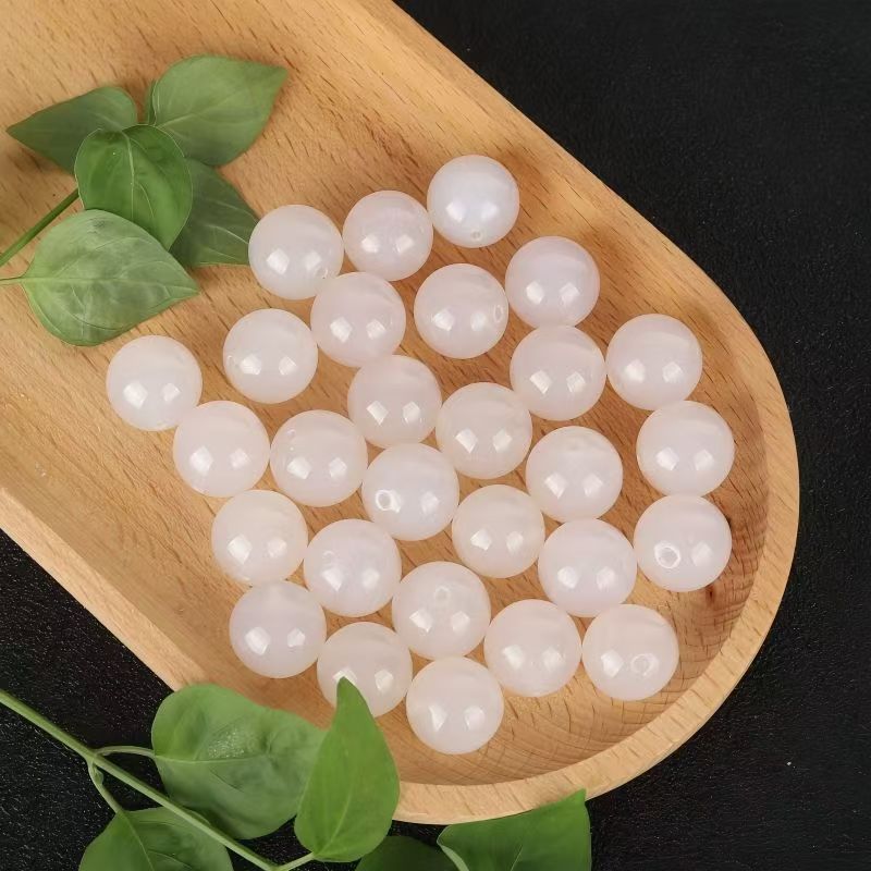 Natural White Agatebead Bracelet DIY Jewelry Made By Hand. Handmade Jadeite Scatteredbeads.Comes With A Stretchable Rope For Stringing Beads._voghion.com