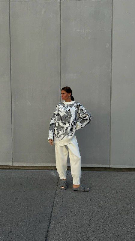 Abbigliamento da donna nuovi abiti caldi casual per donna maglione primaverile di alta qualità con colori a contrasto pantaloni dritti abito in due pezzi intimo_voghion.com