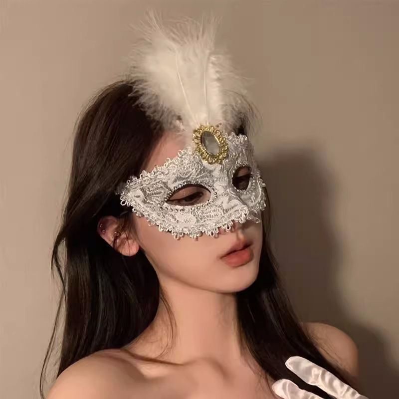 Maschera di piume di Halloween in pizzo sexy per feste in maschera, mezza faccia femminile_voghion.com