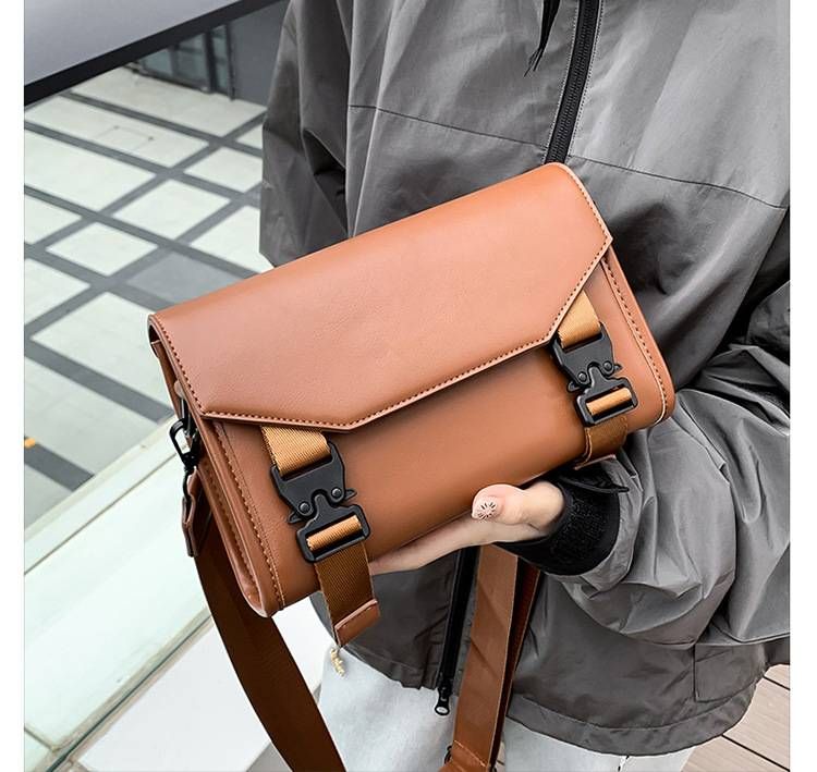 Borsa a tracolla unisex – Borsa per telefono minimalista con patta e chiusura a scatto | Borsa a tracolla in PU impermeabile per gli spostamenti quotidiani (nero/marrone chiaro)_voghion.com