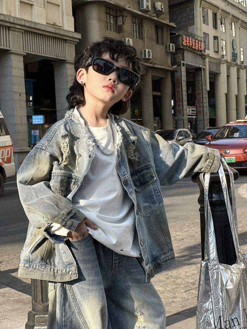 Giacca in denim strappato alla moda, stile coreano, per bambini, primavera 2025, modello vecchio stile, lavato, elegante_voghion.com
