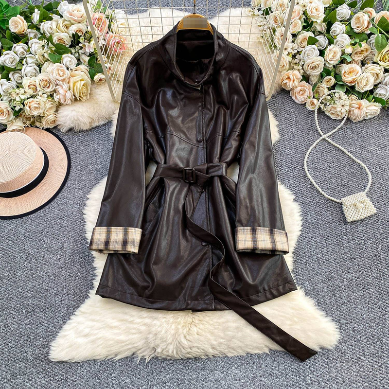 Trench da donna in similpelle color caffè con cintura in vita, vestibilità slim, manica lunga, lunghezza media, giacca invernale autunnale_voghion.com