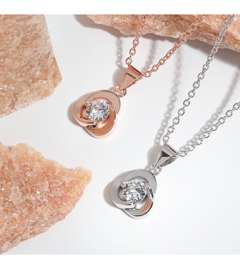 Collana con ciondolo a forma di petalo di rosa, catena per clavicola, semplice, con cuore dell'oceano e trifoglio rotante, da donna_voghion.com