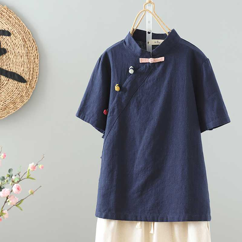 Echte Fotos des Retro-Stils im neuen Sommer 2024 im neuen Stil mit schräger Knopfleiste und geknöpften Kurzarm-Tang-Anzug-Oberteilen in Bonbonfarben für Damen im Sommer_voghion.com