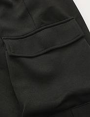Completo estivo da uomo a maniche corte e pantaloncini da 5 pollici - Miscela di cotone modal leggero per la palestra_voghion.com