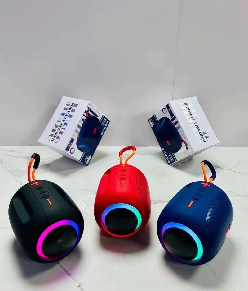 Yeni M12 Bluetooth hoparlör, kablosuz dış mekan taşınabilir kart takma, renkli ışıklı ses diyaframı_voghion.com