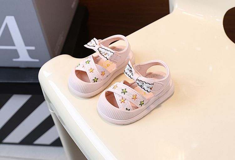 Weiche Sohlen Walking Sommer Stil Slip und Anti-Kick Baby Prinzessin Schuhe Velcro Mädchen Sandalen süß_voghion.com
