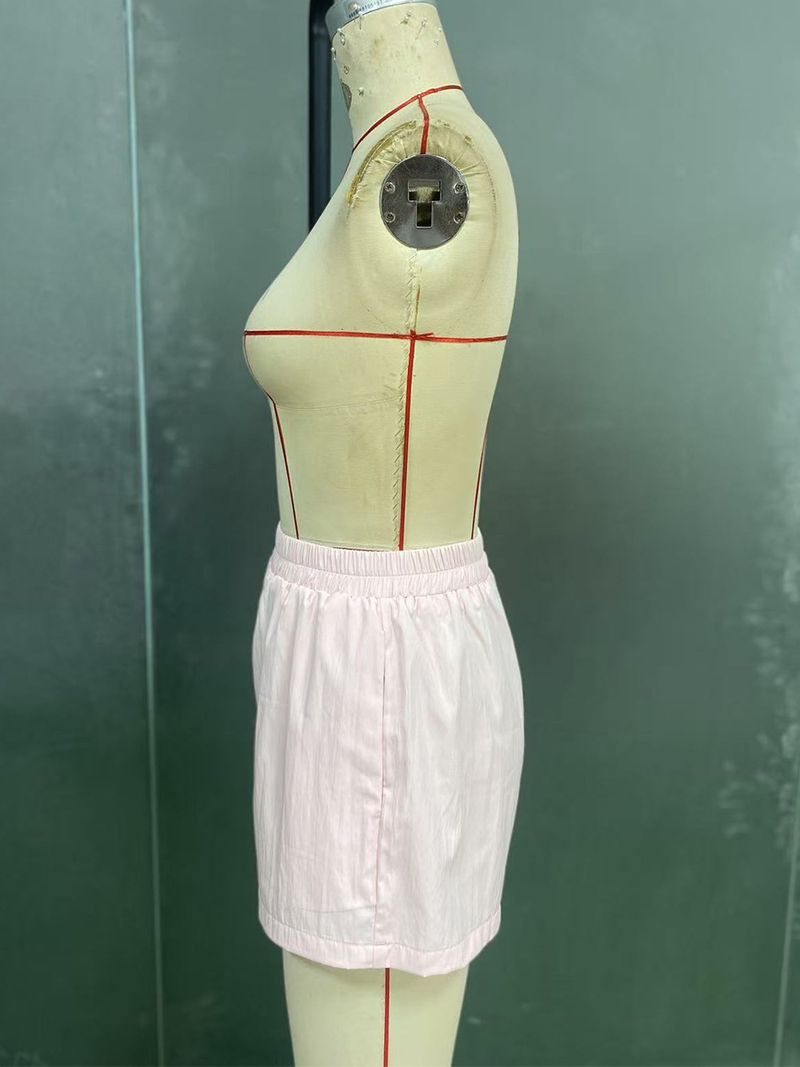 Completo da donna con camicia a maniche lunghe e pantaloncini - Completo minimalista in due pezzi in poliestere per abbigliamento casual e da ufficio (S-XL)_voghion.com