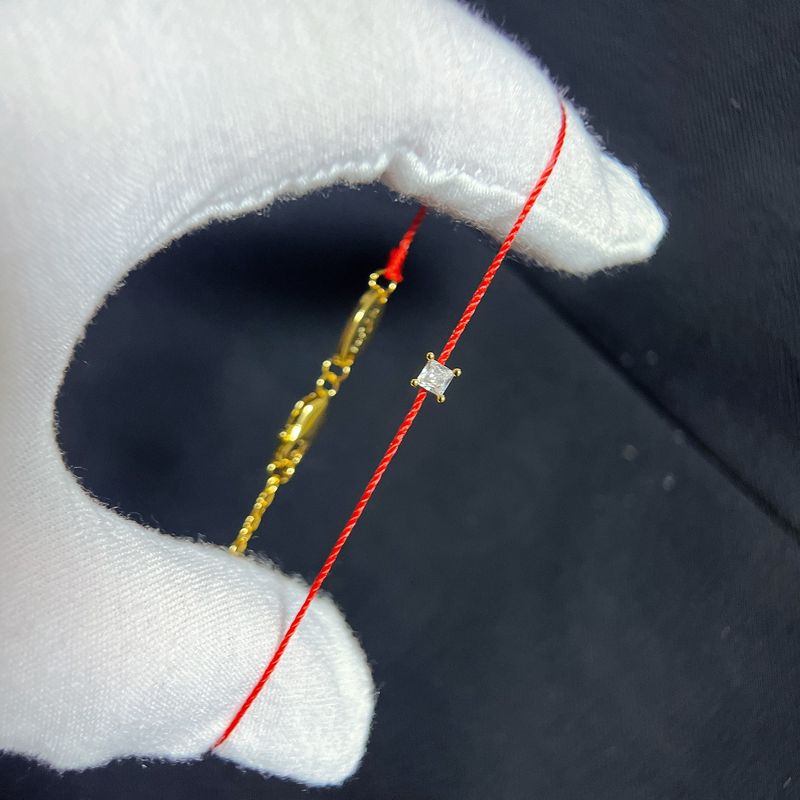 New French Redline Princess Square Red String Lucky Birth Year Inlaid Diamond Couple Bracelet_voghion.com