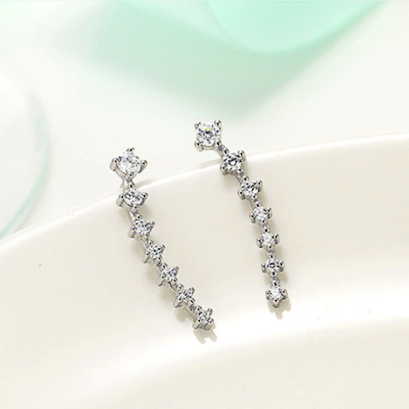 Cao Shi 2023 New Trendy Super Sparkling Cuff Korean Style Elegant Internet Celebrity Simple Ear Hook Exquisite Zircon_voghion.com