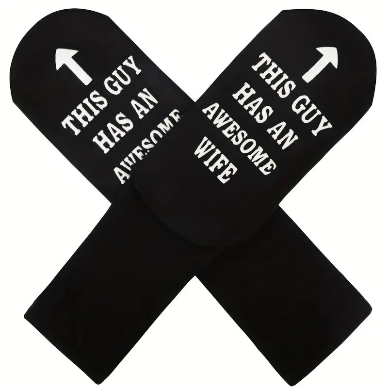 EL CHICO TIENE UNA ESPOSA IMPRESIONANTE FUZZY Calcetines adhesivos antideslizantes con letras de algodón puro_voghion.com