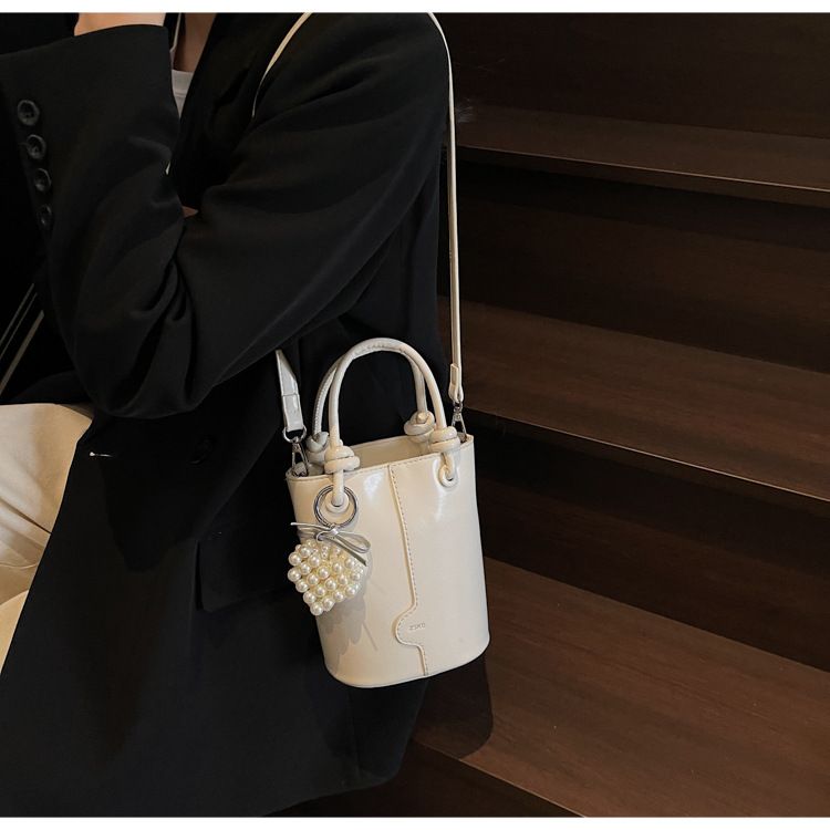 Women's Bucket Bag Stylish Silver Spice Single Shoulder Crossbody Bag With Retro Texture Carrying Bucket Bag_voghion.com