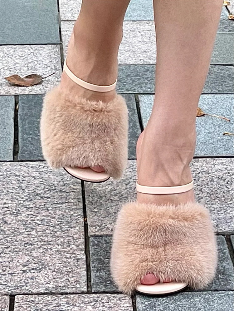 P7 European And American Solid Color Furry High-heeled Slippers For Women 2023 New Small Size Metal Round Toe Niche_voghion.com