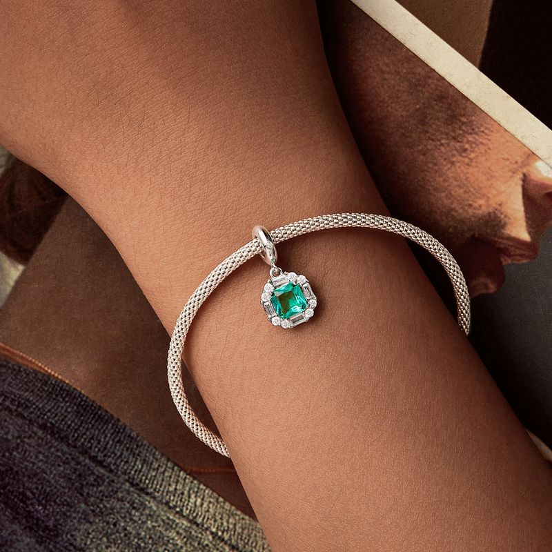 Mysterious Green Light Pendant Charm_voghion.com