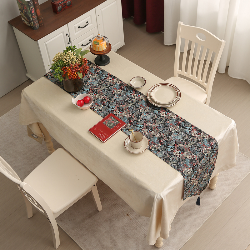 Classic Elegant Table Runner - Premium Fabric Dining Table Decor For Home Long Decorative Tablecloth_voghion.com