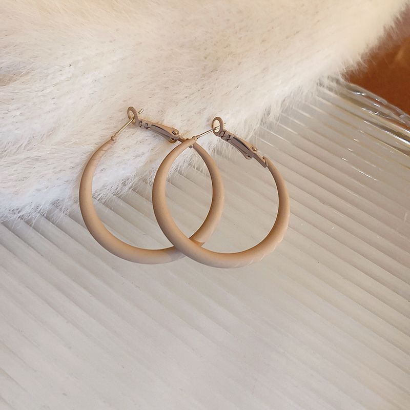 Melard style exaggerated circle with niche design, 2024 new earrings for women_voghion.com
