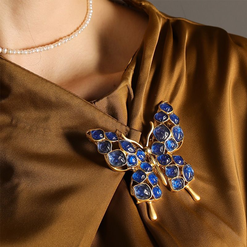 Broche de mariposa con gema de resina, accesorio atmosférico exagerado._voghion.com
