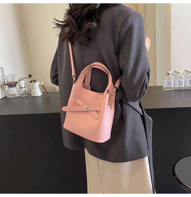 Fashionable minimalist basket work and commuting, Korean version versatile handbag with niche design, crossbody bag for_voghion.com