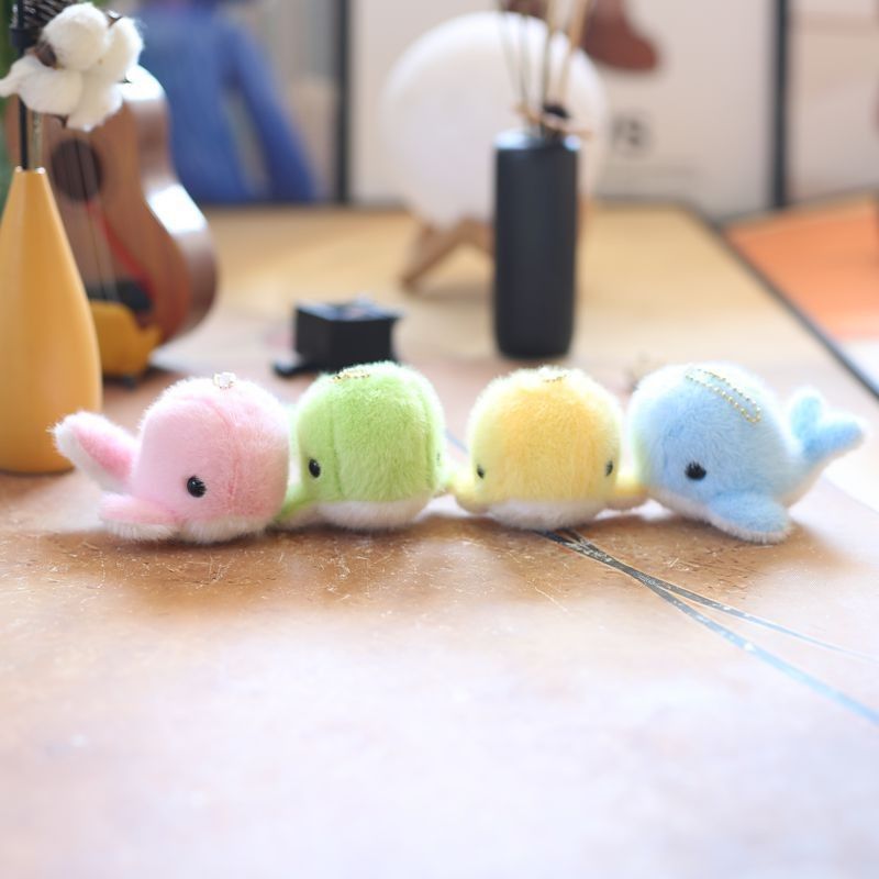 Niedlicher Delfin-Plüschanhänger, bezauberndes Kuscheltier für Taschen und Rucksäcke in vier Farben_voghion.com