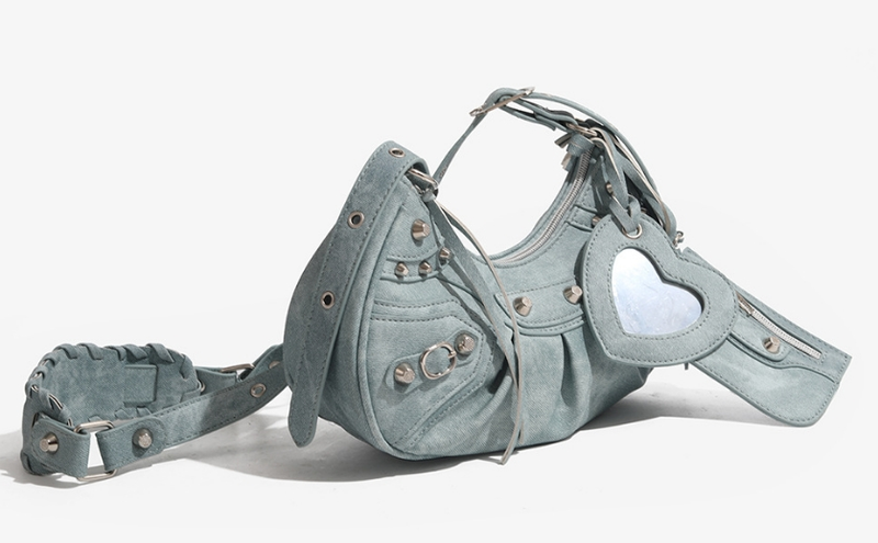 2024 Nuova borsa a tracolla monospalla di lusso con nappa e rivetto alla moda e alla moda, borsa da donna, borsa da moto, borsa da ascella_voghion.com
