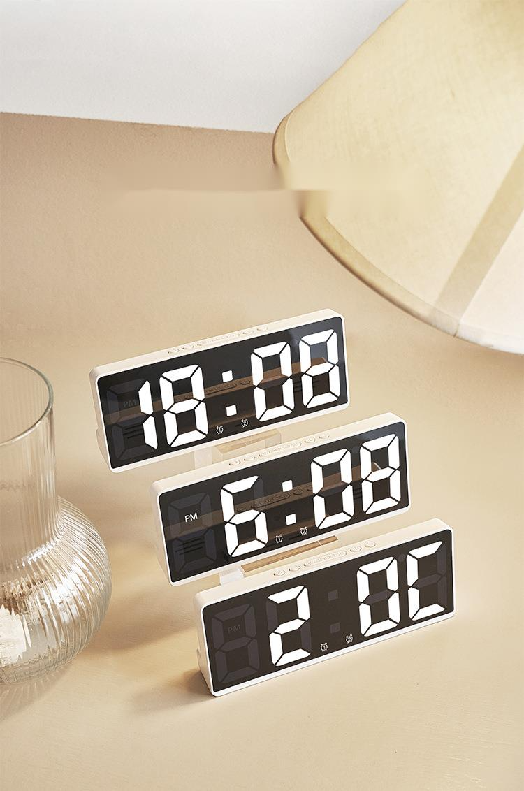 Zwei Sätze Wecker Einfache LED-Großbild-Digital-Schlafzimmer-Nachttischuhr im koreanischen Stil, Modeuhr 6628_voghion.com