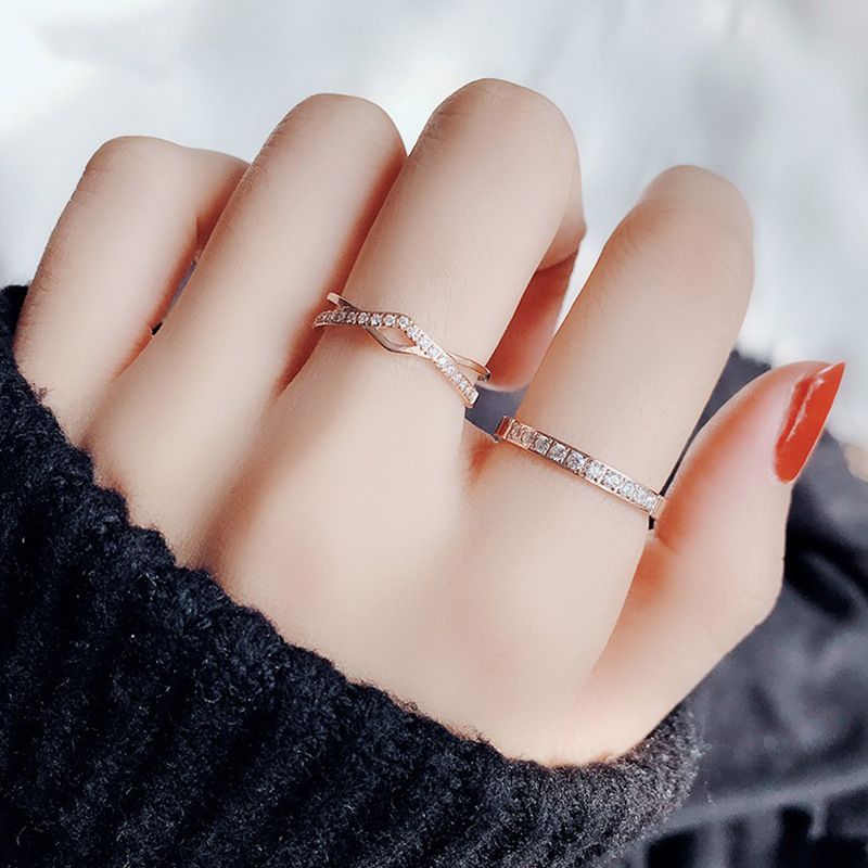 Light Luxury And Simple CNC Micro Inlaid Ten Diamond Titanium Steel Ring, Women's Rose Gold Does Not Fade, Couple's_voghion.com