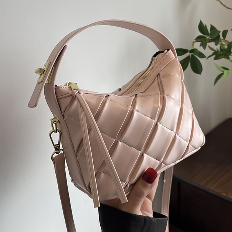 Versatile nicchia ins per le donne, versione coreana alla moda 2024, popolare bento sotto le ascelle b, lunch box portatile con griglia a diamante_voghion.com