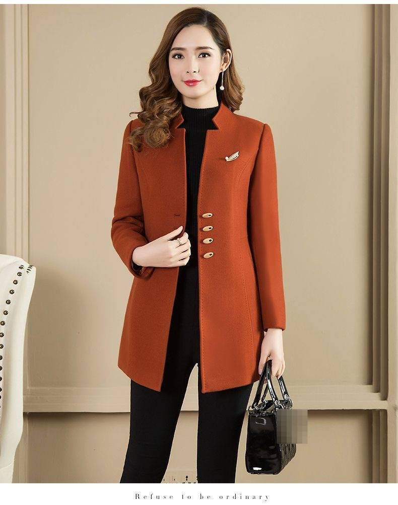 Kurzer Wollmantel für Damen – Schmal geschnittener Peacoat mit Polokragen in leuchtenden Farben für Herbst und Winter_voghion.com