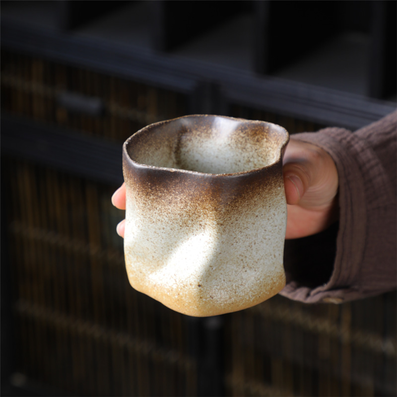 Keramisk formede kopper, retrokrus, grænseoverskridende niche-keramiske kopper, japanske kreative kaffekopper, grove keramiske vandkopper_voghion.com