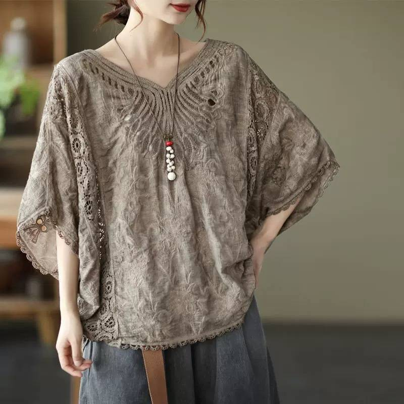Broderad sommarmode bomull ihålig krok fladdermus ärm topp lös stor storlek kortärmad konstnärlig blus T-shirt för kvinnor_voghion.com