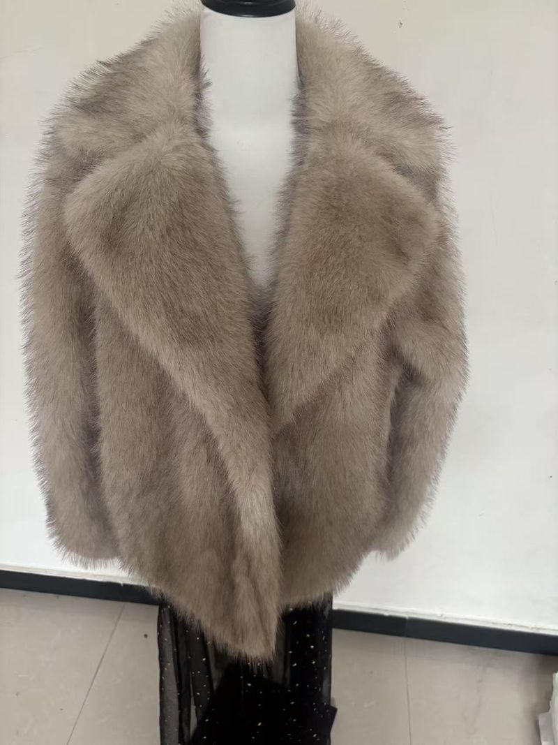 "Damen Kunstfuchspelzjacke – Locker sitzender Wintermantel, kurzer Anzugkragen, umweltfreundlich, S-XL"_voghion.com
