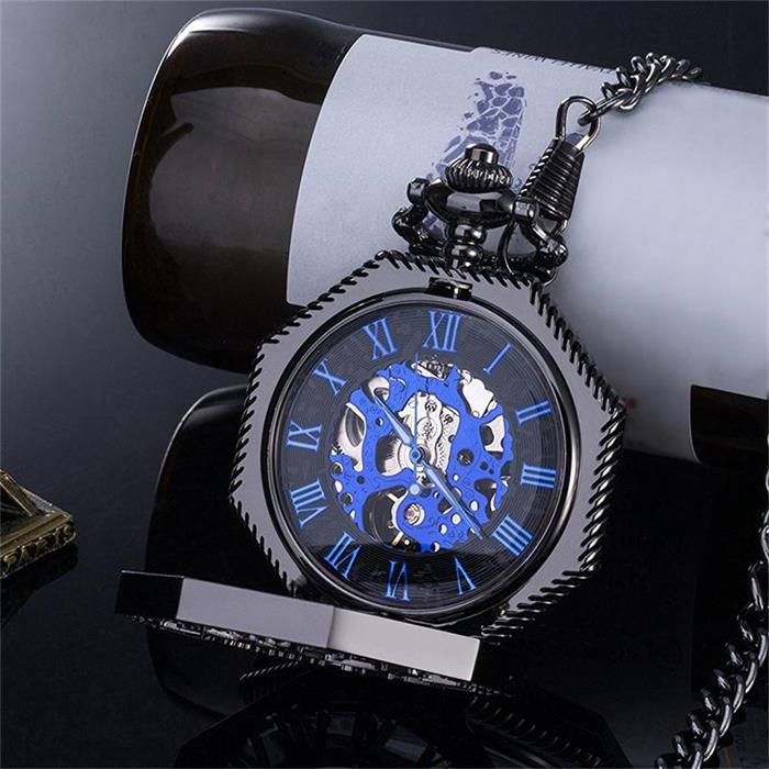 New creative retro retro clamshell mechanical pocket watch men's and women's Roman numerals hollowed-out creative table gift watch_voghion.com