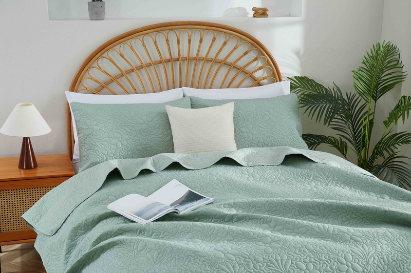 CG05 Five-Leaf Clover Bed Cover Set, Suitable For Bedrooms And Living Rooms (1* Bedspread +2* Pillowcase, No Duvet Core Or Pillow Core)_voghion.com