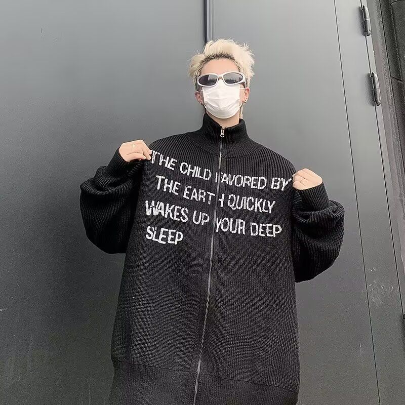 Autumn New Loose Stand Up Collar Knitted Men's Retro Letter Printed Cardigan Sweater Jacket_voghion.com