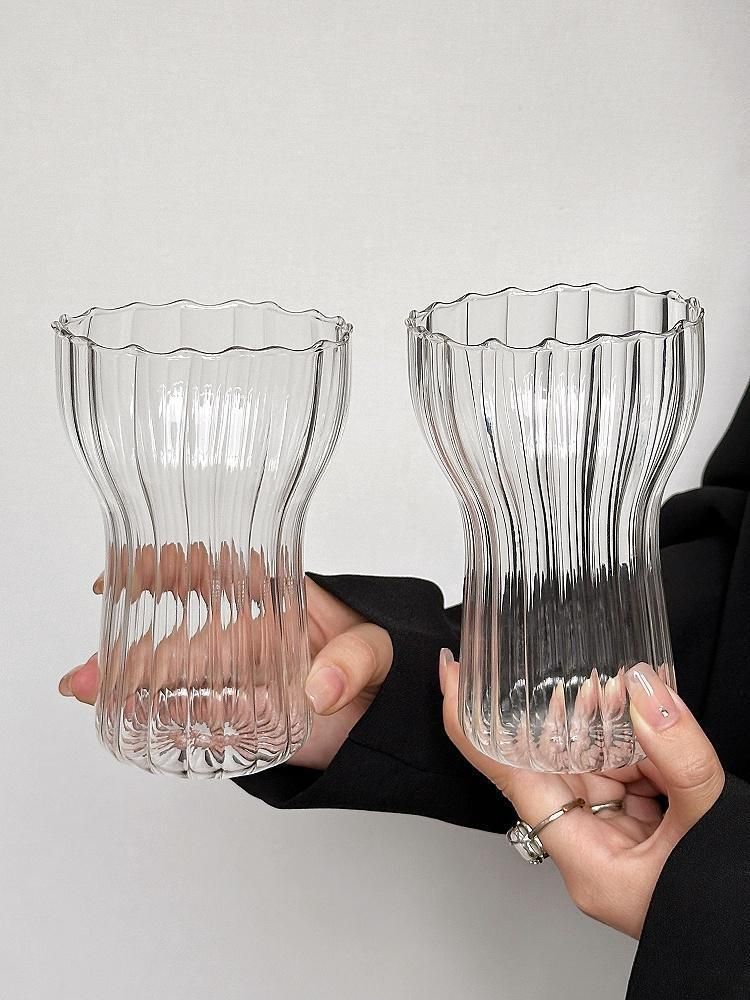 Tazza alta trasparente per infusione a freddo con nicchia per acqua in vetro a strisce verticali irregolari INS Coffee di alto valore_voghion.com