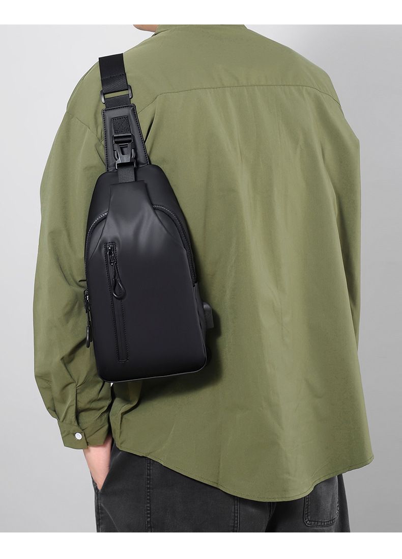 2024 Nei Outdoor Grousskapazitéit Crossbody-Tasch fir Männer Broschttasch Modesch Einfach Villsäiteg an Trendy Schëllertasch_voghion.com